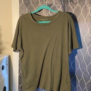 American Eagle Outfitters Olive Short Sleeve Tee